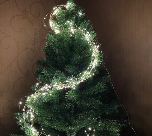  Гирлянда - Конский хвост с режимами . 10 ниток. 2 м. 400 led. Серебристая медная проволока. Теплый свет 